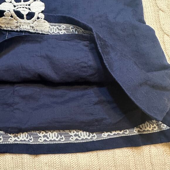 Lilly Pulitzer Navy Blue Top sz 6 - Picture 6 of 9